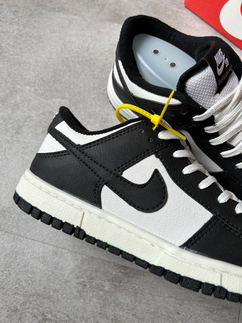 Tênis Nike Dunk Panda