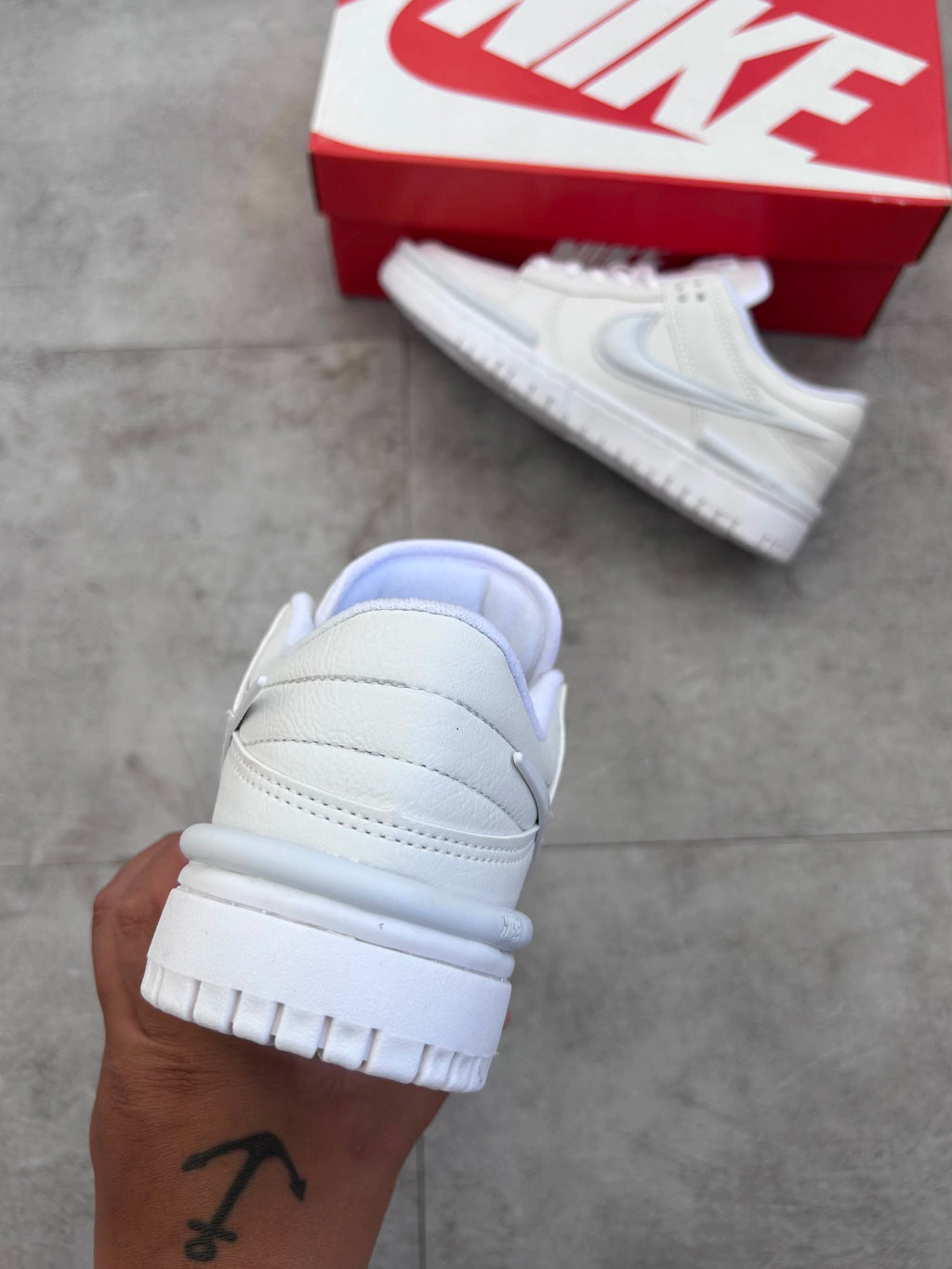 NIKE DUNK TWIST