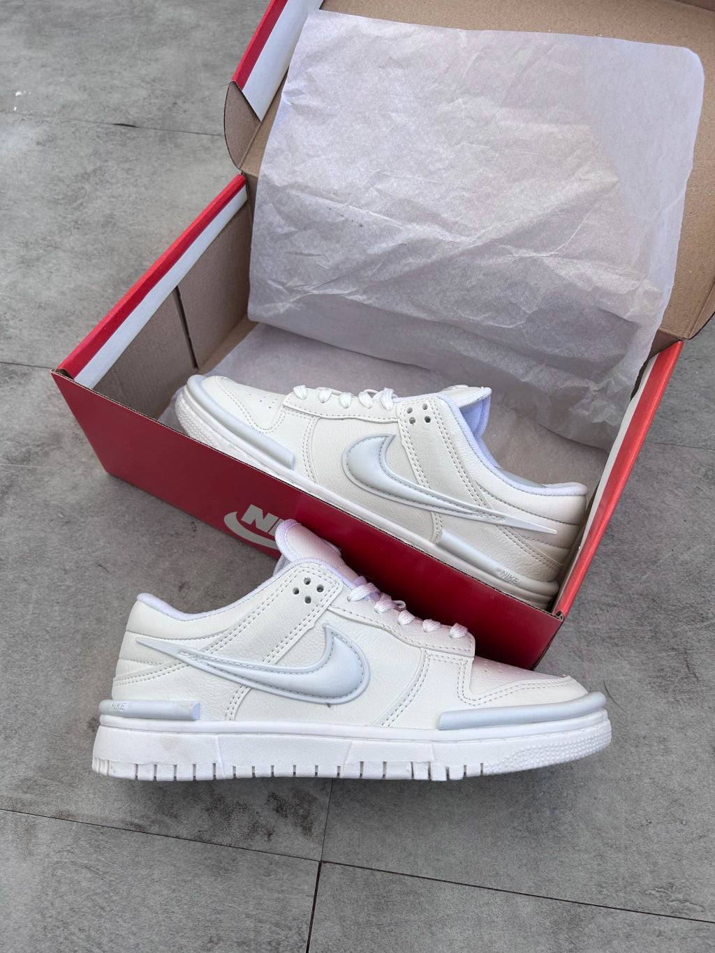 NIKE DUNK TWIST