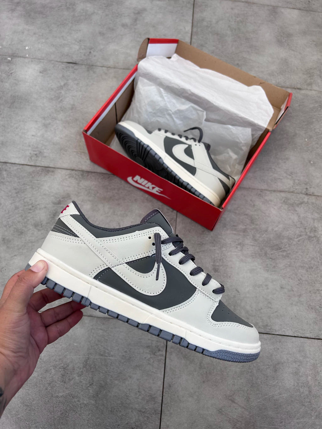 TÊNIS NIKE DUNK